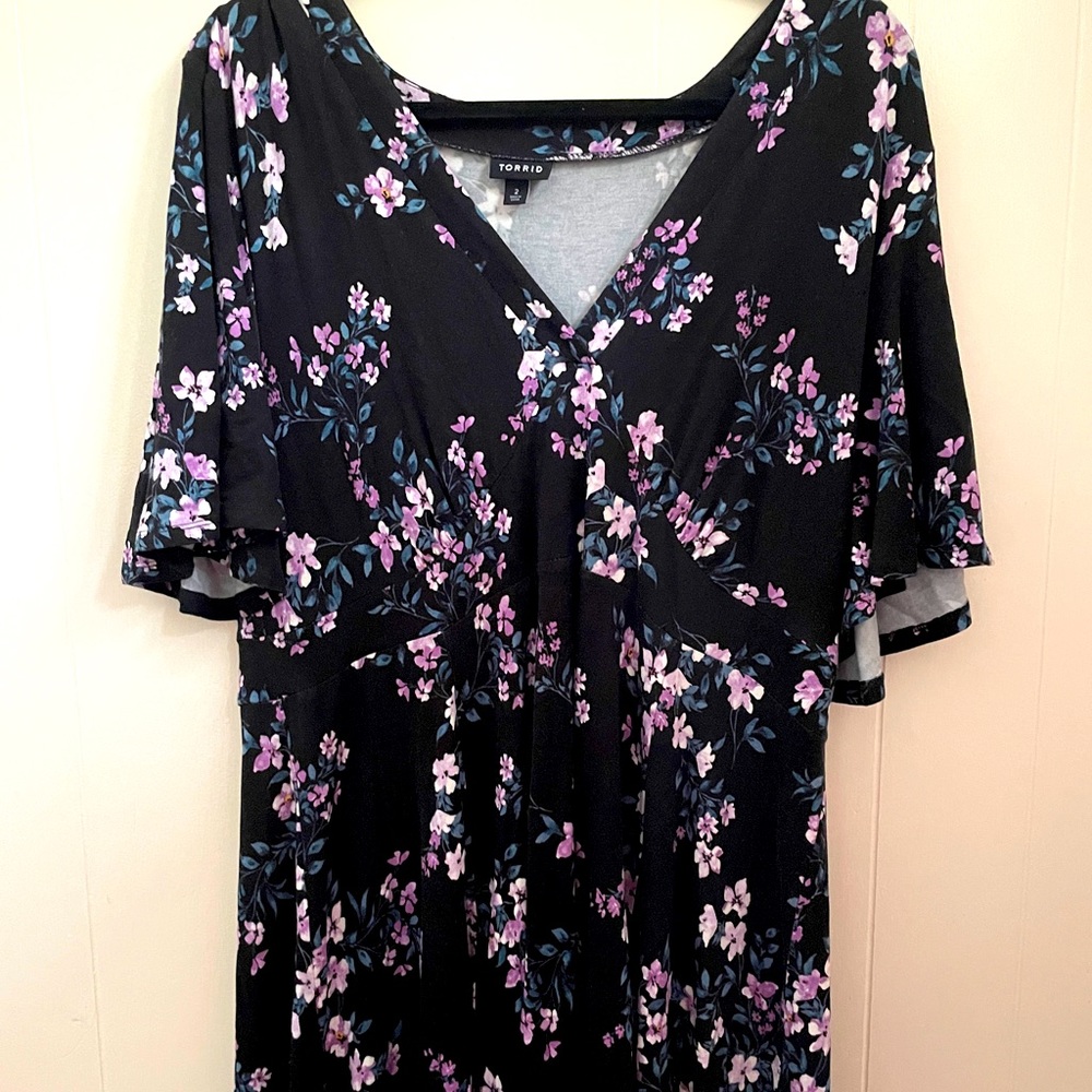 Torrid Black Floral Knee Length Dress